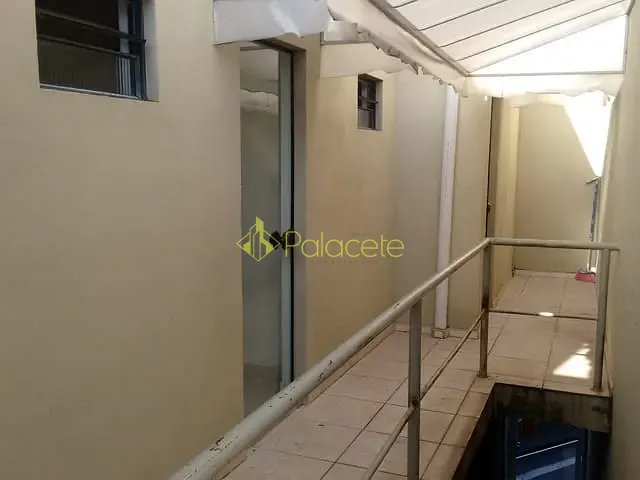 Sala com 19m², para alugar, no bairro Centro em Pindamonhangaba