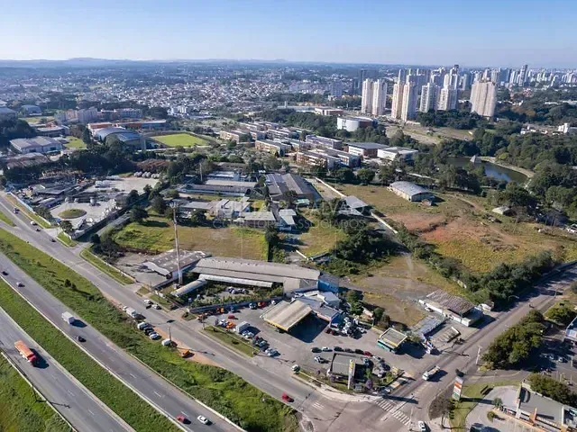Comercial com 10m², à venda, no bairro Cidade Industrial em Curitiba