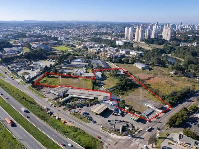 Comercial com 10m², à venda, no bairro Cidade Industrial em Curitiba