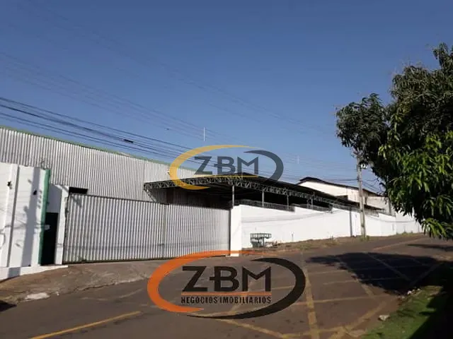 Galpão / Barracão com 5500m², para alugar, no bairro Yara em Londrina