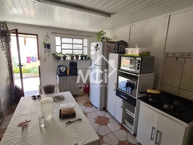 Prédio à venda, no bairro Areal em Pelotas