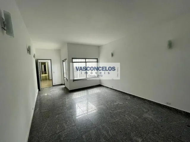 Comercial com 200m², para alugar, no bairro Centro em São José Dos Campos