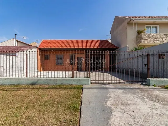 Comercial com 415m², à venda, no bairro Portão em Curitiba