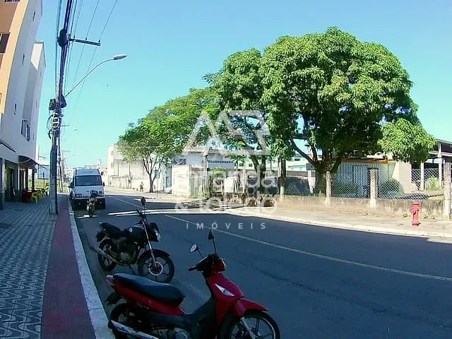Comercial com 55m², à venda, no bairro Praia do Morro em Guarapari