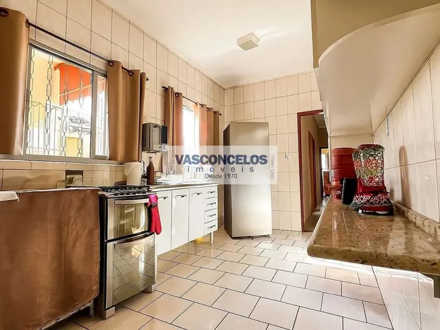 Comercial com 252m², à venda, no bairro Centro em Caçapava