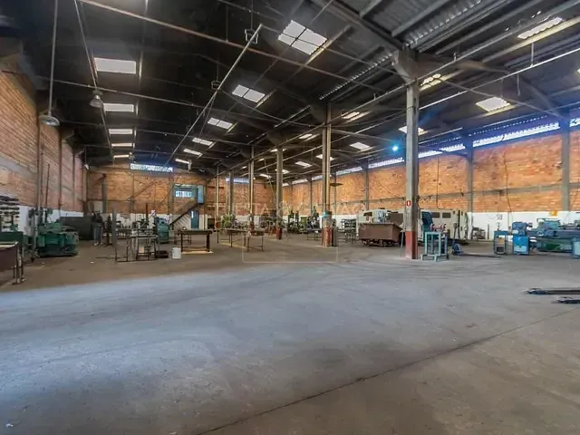 Comercial com 3m², à venda, no bairro Vila Dom Pedro II em Campo Largo