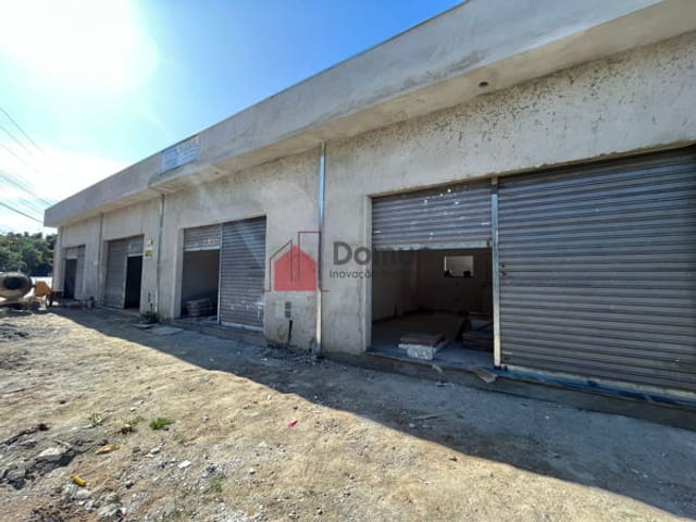 Comercial para alugar, no bairro Residencial Mombaça em Pindamonhangaba