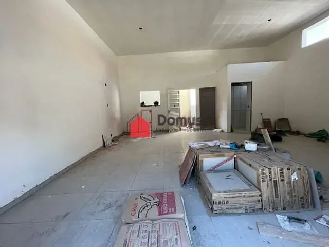 Comercial para alugar, no bairro Residencial Mombaça em Pindamonhangaba