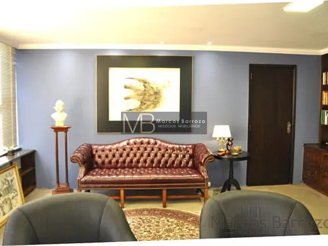 Comercial com 118m², à venda, no bairro Centro em Londrina