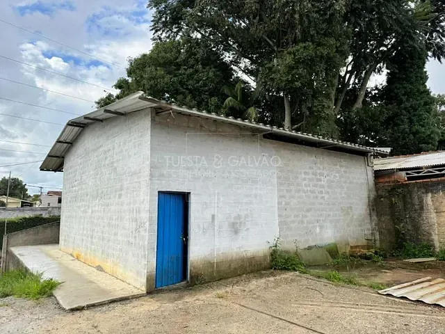 Comercial com 420m², para alugar, no bairro São Braz em Curitiba