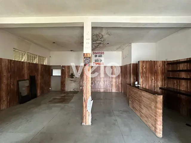 Comercial com 145m², à venda, no bairro Vila Prosperidade em Taubaté