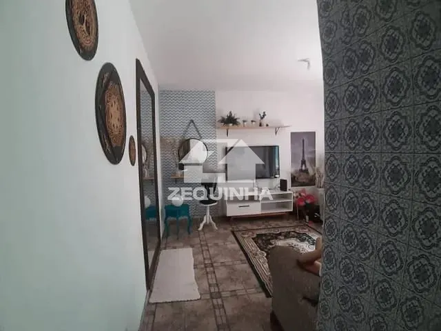 Prédio com 250m² 3 quartos e 1 banheiro, à venda, no bairro Bussocaba em Osasco
