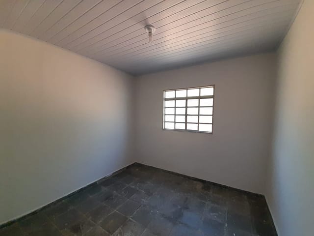 Terreno com 1890m², à venda, no bairro Jardim Novo Mundo em Goiânia