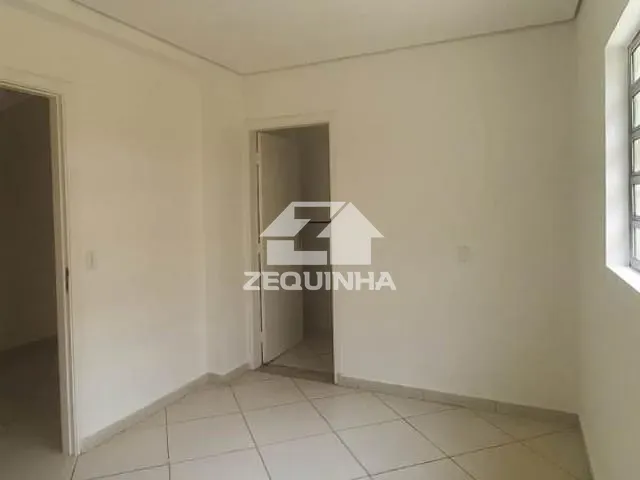 Prédio com 327m² 10 quartos e 8 banheiros, para alugar, no bairro Centro em Osasco