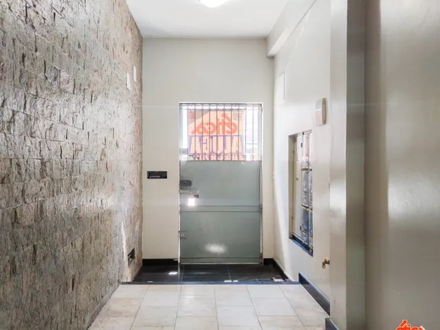 Sala para alugar, no bairro Umarizal em Belém