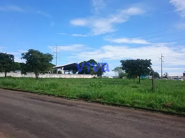 Loja com 5704m², à venda, no bairro Papillon Park em Aparecida de Goiânia