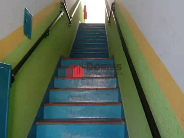 Sala para alugar, no bairro Centro em Pindamonhangaba