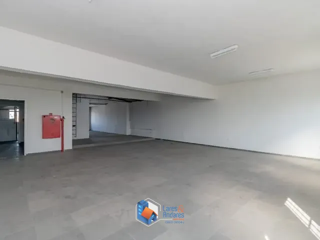 Comercial com 878m², à venda, no bairro Sacomã em São Paulo