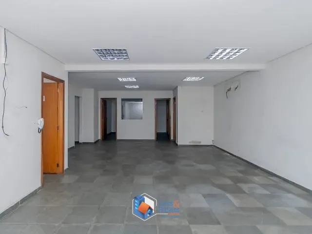 Comercial com 878m², à venda, no bairro Sacomã em São Paulo