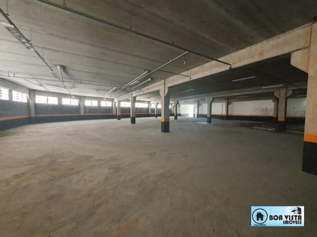 Foto do Galpão / Barracão - Ponto Comercial de 800m² no Jardim Amanda Caiubi, Itaquaquecetuba - Localização Privilegiada a 6km do Centro da Cidade - Perfeito para o seu Negócio | Boa Vista Imóveis Suzano