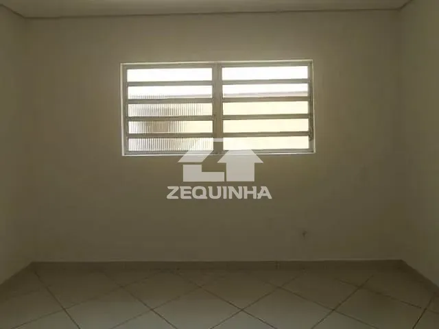 Comercial com 250m², à venda, no bairro Centro em Osasco