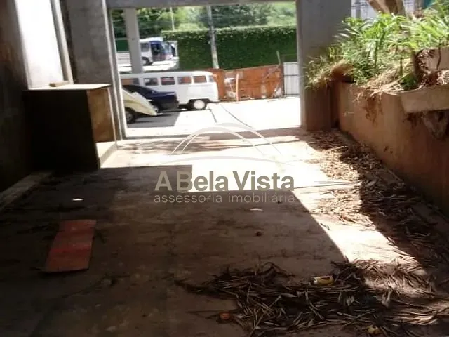 Prédio com 150m², à venda, no bairro Mutinga em Osasco