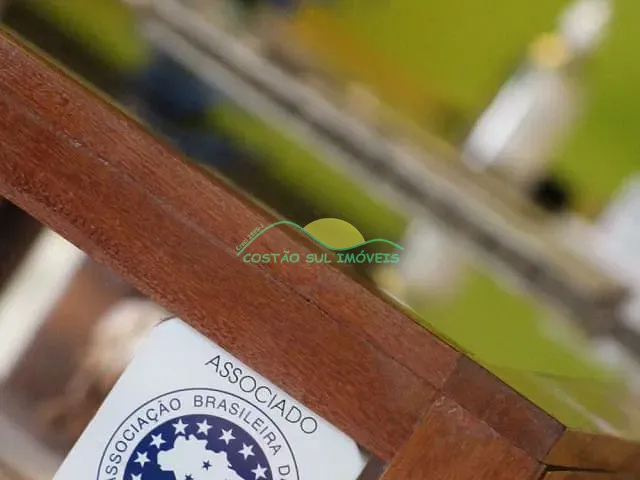 Hotel com 2212m² 45 quartos e 45 banheiros, à venda, no bairro Lagoa da Conceição em Florianópolis