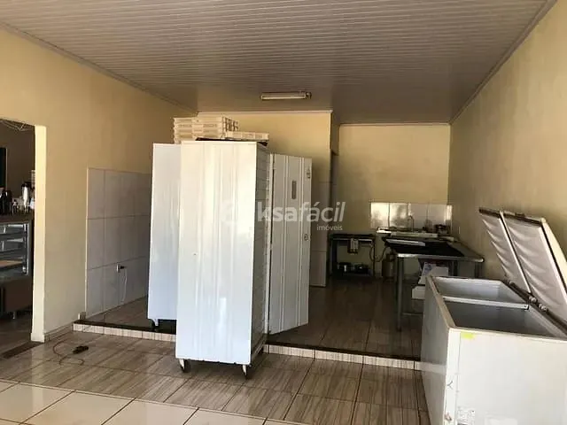 Comercial com 390m² 3 quartos e 1 banheiro, à venda, no bairro Jardim São Conrado em Campo Grande