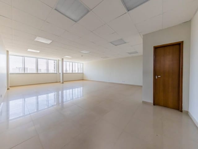 Loja com 286m², para alugar, no bairro Asa Sul em Brasília