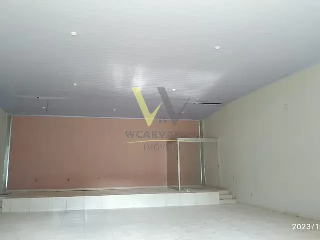 Comercial com 400m², à venda, no bairro Jardim Alexandrina em Anápolis