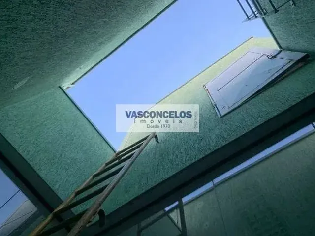Comercial com 338m², à venda ou para alugar, no bairro Jardim Satélite em São José Dos Campos