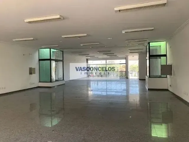 Comercial com 338m², à venda ou para alugar, no bairro Jardim Satélite em São José Dos Campos