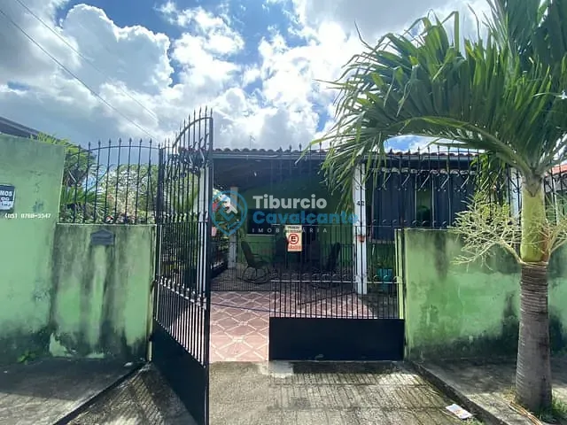 Casa 3 quartos e 3 banheiros, à venda, no bairro Santos Dumont em Maranguape