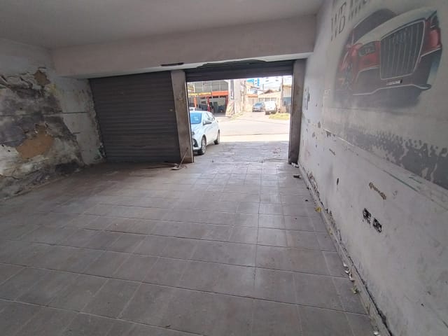 Prédio com 360m² 3 quartos e 2 banheiros, à venda, no bairro Setor dos Funcionários em Goiânia