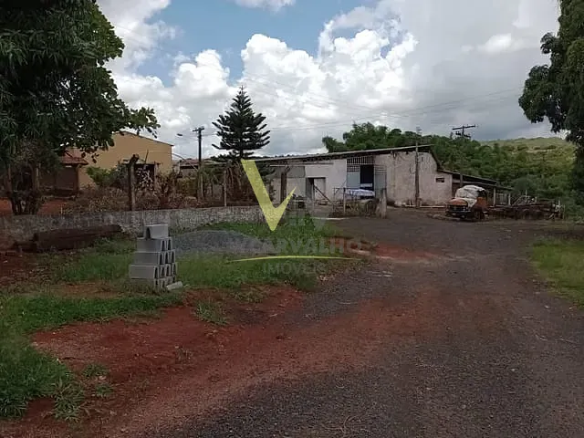 Comercial com 1600m², à venda, no bairro Setor Residencial Jandaia em Anápolis