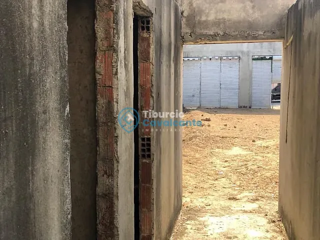 Galpão / Barracão para alugar, no bairro Centro em Maranguape
