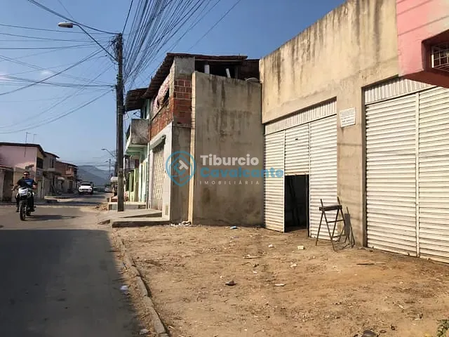 Galpão / Barracão para alugar, no bairro Centro em Maranguape