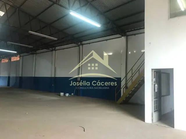 Comercial com 935m², à venda, no bairro São Francisco em Cuiabá