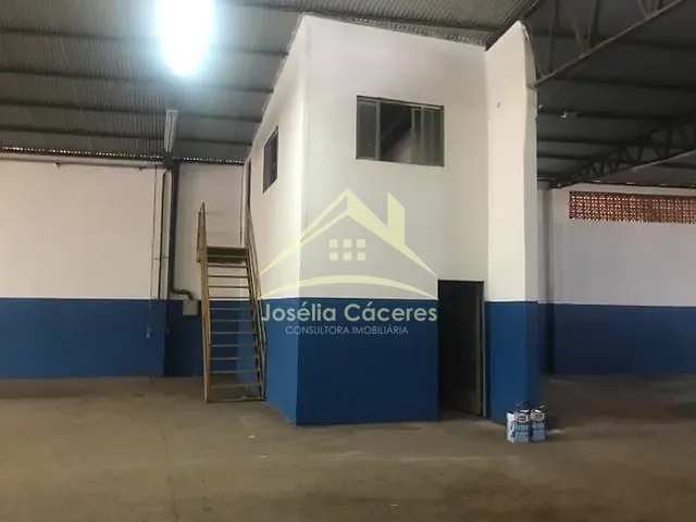 Comercial com 935m², à venda, no bairro São Francisco em Cuiabá