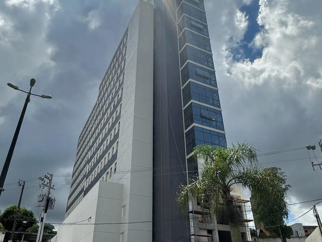Sala com 102m², à venda, no bairro Nova Rússia em Ponta Grossa