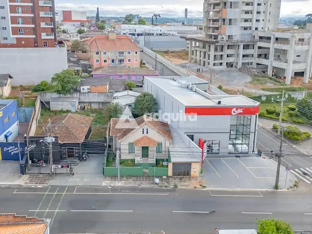Casa com 350m², à venda ou para alugar, no bairro Oficinas em Ponta Grossa