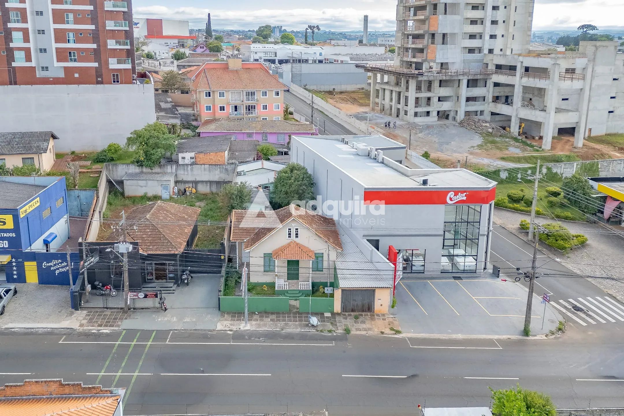 Casa, 1 quarto, 169 m² - Foto 1