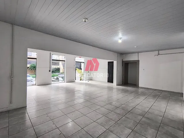 Loja com 81m², para alugar, no bairro Victor Konder em Blumenau