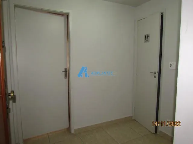 Conjunto comercial à venda, no bairro Centro em Rio de Janeiro