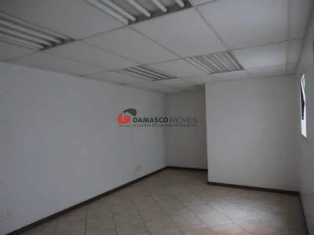 Prédio com 220m², à venda, no bairro Santa Paula em São Caetano do Sul
