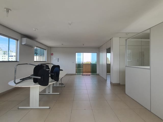 Sala com 100m², para alugar, no bairro Jardim Luz em Aparecida De Goiânia