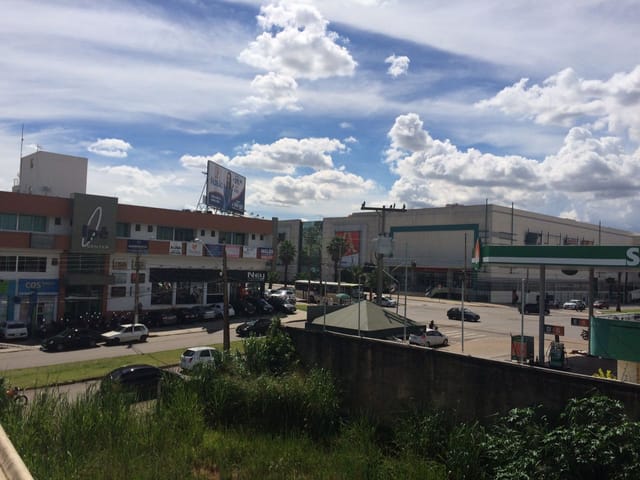 Sala com 100m², para alugar, no bairro Jardim Luz em Aparecida De Goiânia