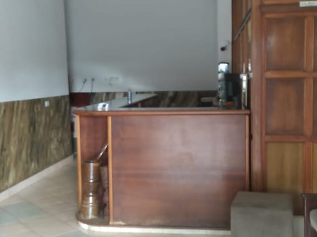 Comercial com 1081m² 27 quartos e 28 banheiros, à venda, no bairro Setor Central em Rubiataba