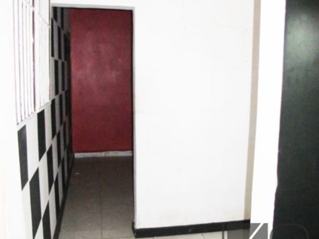Sala com 31m², para alugar, no bairro Centro em Londrina