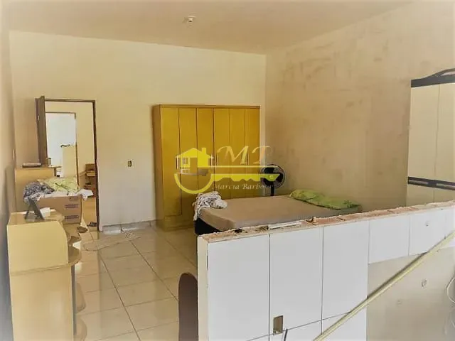 Conjunto comercial com 375m² 4 quartos e 4 banheiros, à venda, no bairro Vila Aeroporto em Campinas